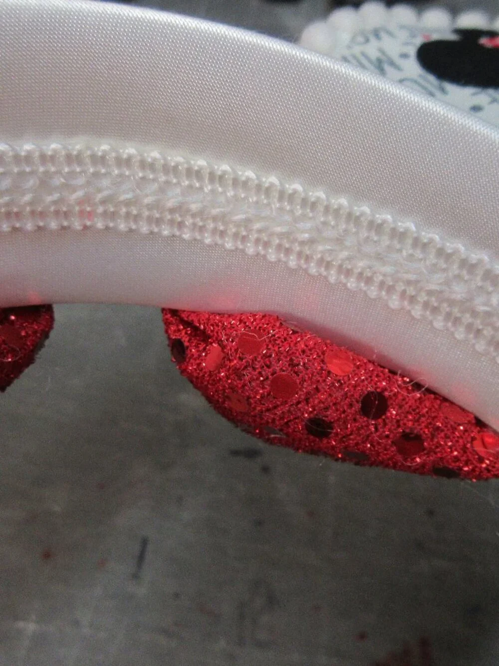 Minnie Mouse Ears - White trim, red Sequin bow fits an adult